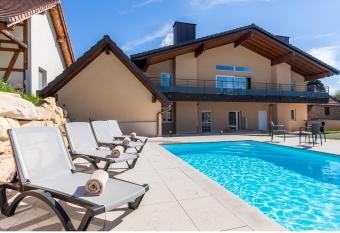 Hotel Keimberg allows 18 year olds to book a room