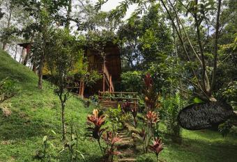 ESTACION PARAISO DE DANTAS has Balcony rooms