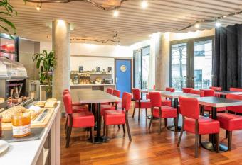 Aparthotel Adagio La D  fense Kl  ber has Balcony rooms