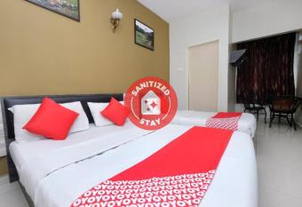 Super OYO 1152 Heaven Hill 2 allows 18 year olds to book a room