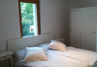 Bed & Breakfast has Balcony rooms