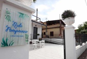 Nido Pompeiano Casa Vacanze allows 18 year olds to book a room