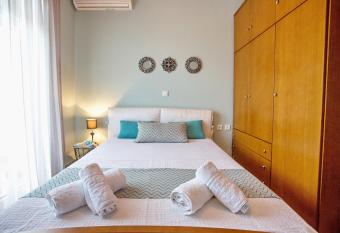 Joy cozy apartment has Balcony rooms