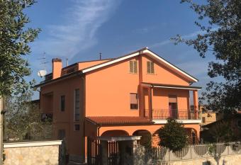 CASAMARTY has Balcony rooms