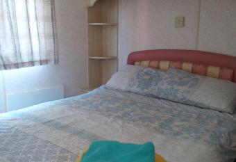 Antrim Heights BnB has rooms with a private hot tub