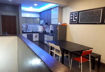 Safar Hill @ Bukit Tinggi (Muslim) has Balcony rooms