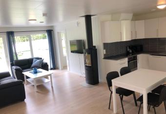 Saltvold leilighet nr1 has Balcony rooms