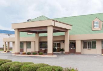 Meridian Inn Hotel allows 18 year olds to book a room