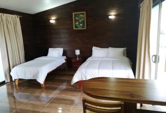 Caba  as Bamb   has Balcony rooms