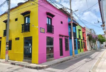 Hotel Casa Lopez Getsemani - Cartagena has Balcony rooms