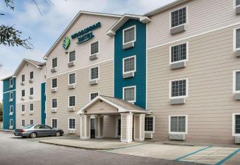 Extended Stay America Select Suites - Pensacola - Northeast allows 18 year olds to book a room