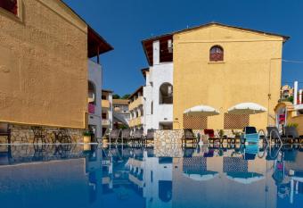 Bella Grecia Studios and Apartments By Hotelius has Balcony rooms