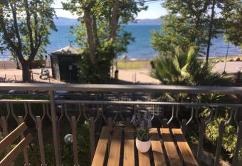 window on the lake has Balcony rooms