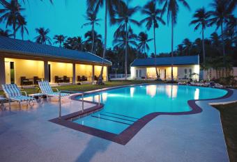 Coco Cabana Apartelle has Balcony rooms