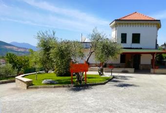 B&B Maison Villa Vittorio has Balcony rooms