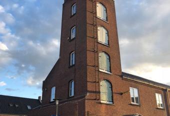 De Oude Kazerne Torenkamer has Balcony rooms