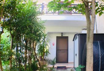 Family s summer house has Balcony rooms