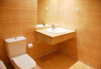 Great Puerto Banus Apartment has rooms with a private hot tub