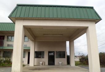 Western Motel - Camilla has Smoking rooms