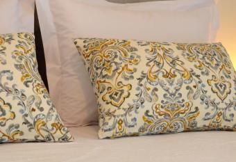 Casa MaLu Boutique Apartments - No 2 has Balcony rooms