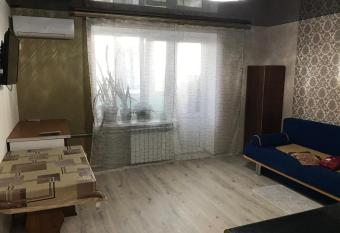 1                                    has Balcony rooms