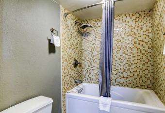 Motel 6 Denver South - South Tech Center allows 18 year olds to book a room