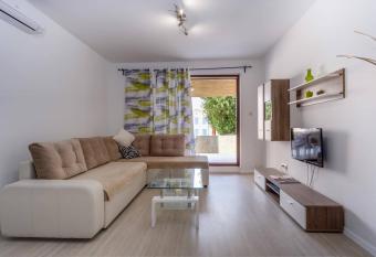 Maestral has Balcony rooms