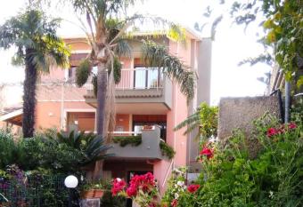 Route 114 has Balcony rooms