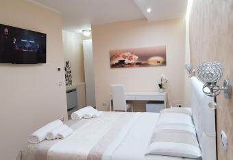 B&B Golden House has Balcony rooms