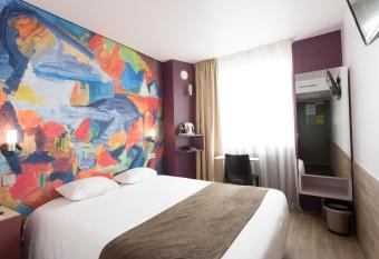Brit Hotel Codalysa Marne la Vall  e - Torcy allows 18 year olds to book a room