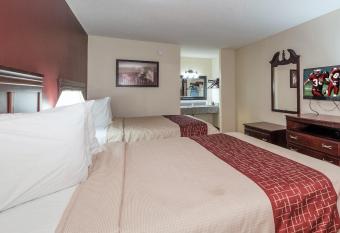 Red Roof Inn Chipley has Smoking rooms