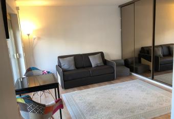 Deauville bord de mer has Balcony rooms