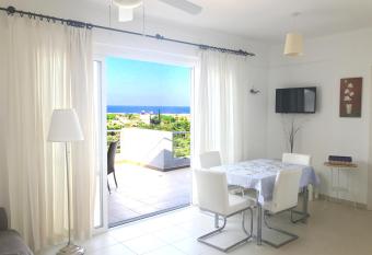 Penthouse Seaterra Reserve with mountains&seaviews and rooftop terrace has Balcony rooms
