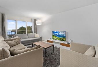 Swiss Hotel Apartments - Gstaad allows 18 year olds to book a room