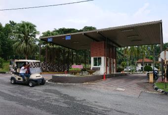 Homestay Bandar Putra Kulai has Balcony rooms