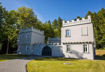 Basztogr  d has Balcony rooms