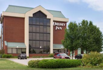 Drury Inn Marion allows 18 year olds to book a room