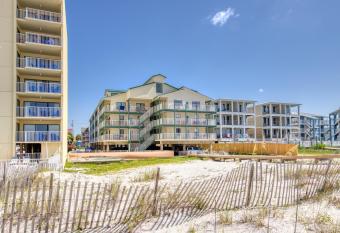 Sundial Condos has Balcony rooms