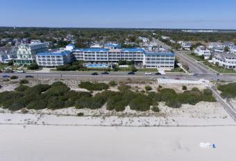 La Mer Beachfront Resort has Balcony rooms