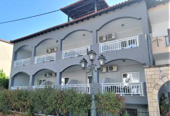 ELPIDA View has Balcony rooms