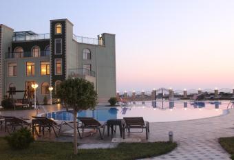 Khazar Inji allows 18 year olds to book a room