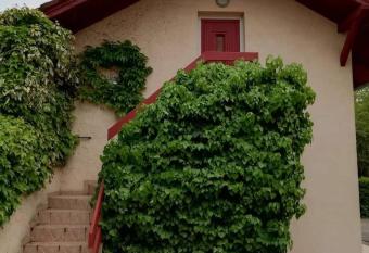 Tuja Vend  gh  z has Balcony rooms