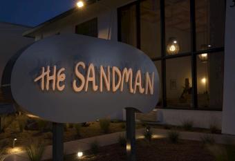 The Sandman Santa Rosa Sonoma, an Ascend Collection Hotel allows 18 year olds to book a room