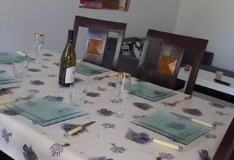 G  te O Cigales allows 18 year olds to book a room