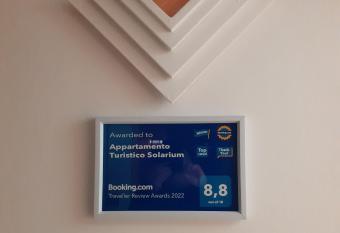 Appartamento Turistico Solarium allows 18 year olds to book a room