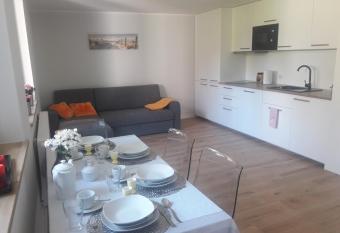 Apartament Reda z prywatn   saun   has Balcony rooms