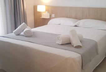 Hotel Victori allows 18 year olds to book a room