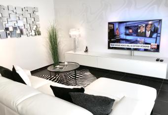 Luxury Suite Koksijde 010 Adult only! allows 18 year olds to book a room