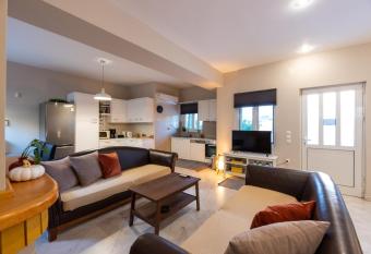 Emma s Airport Studio has Balcony rooms