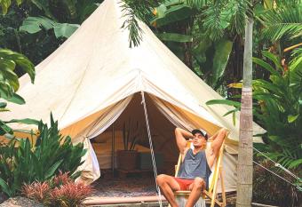 Roost Glamping - SHA Certified allows 18 year olds to book a room
